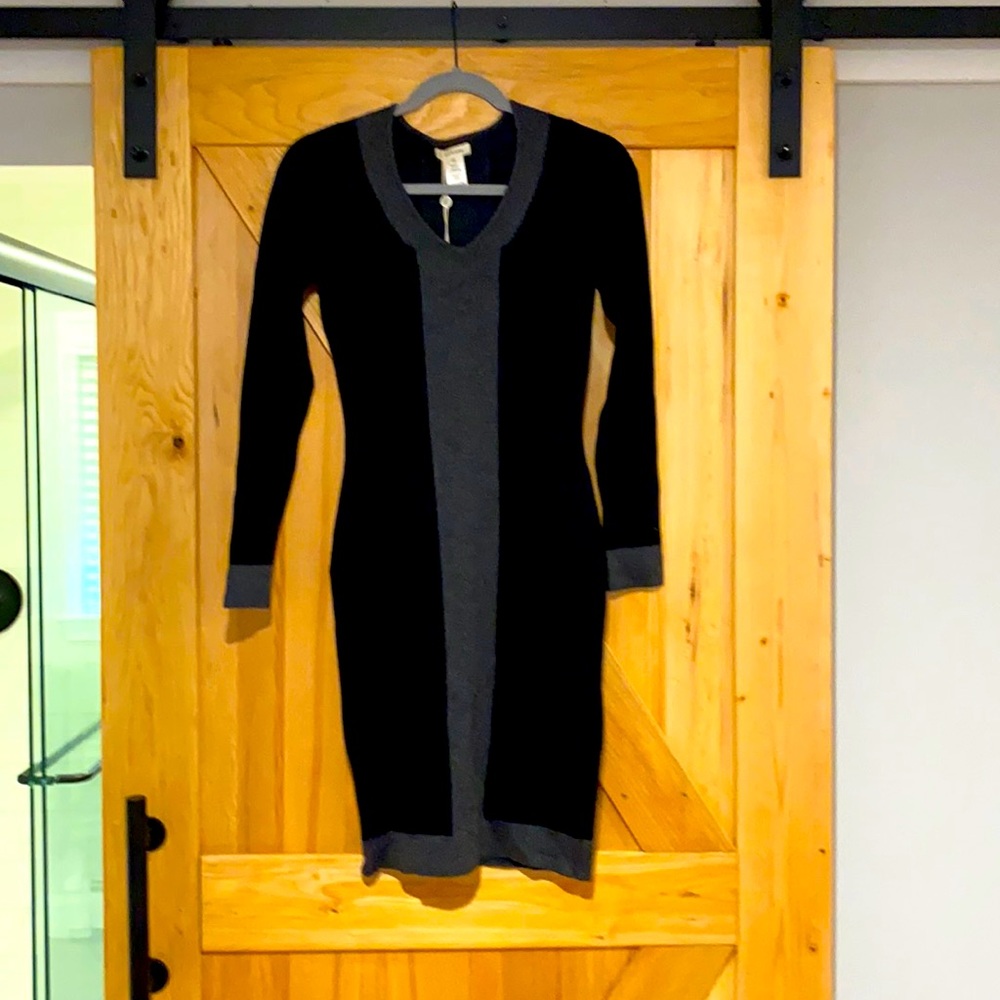 Brand new MaxStudio sweater dress, XS